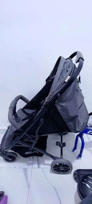 Продам детскую коляску