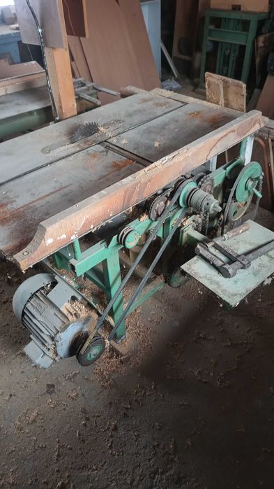 Mașină combinata Circular + Rindeluire