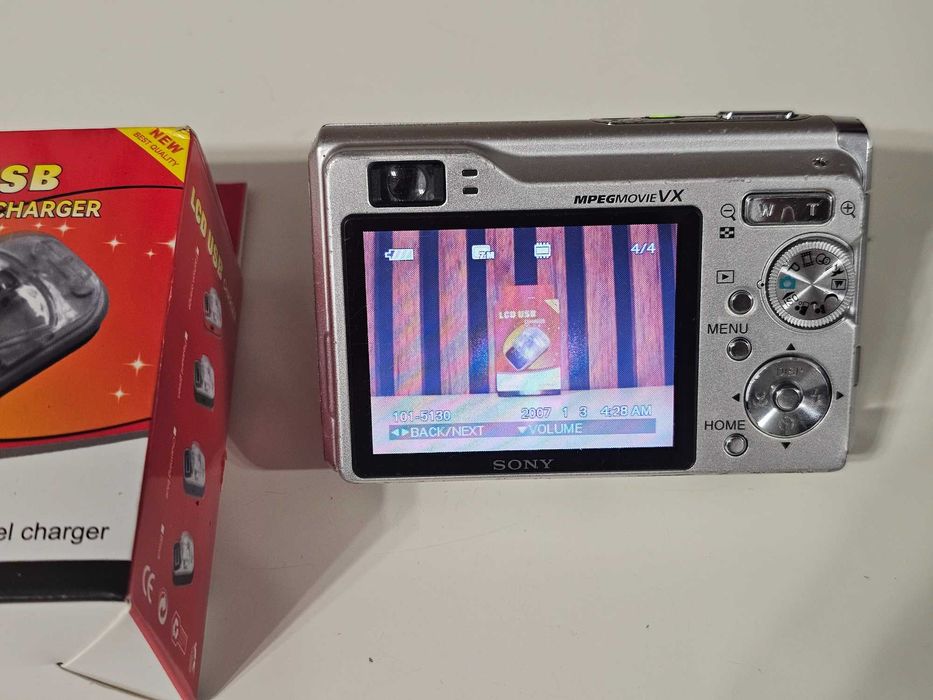 Y2K Aparat foto digital compact Sony W80 7.2MP 3xZoom