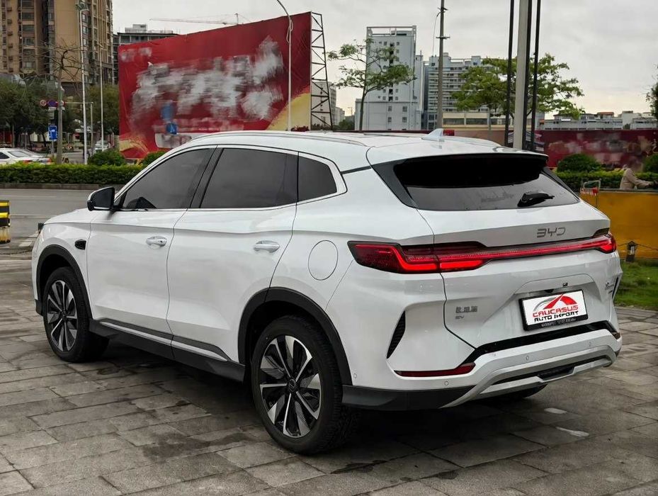 BYD Song Plus EV Champion 605 Flagship