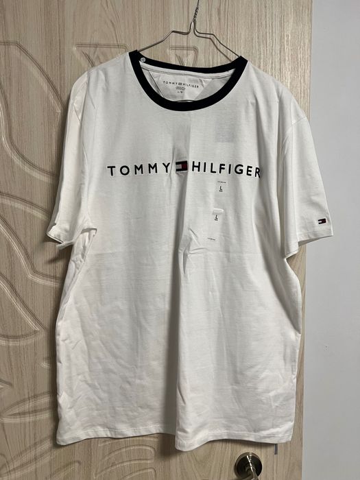 Тениски Томи Хилфигър НОВИ
