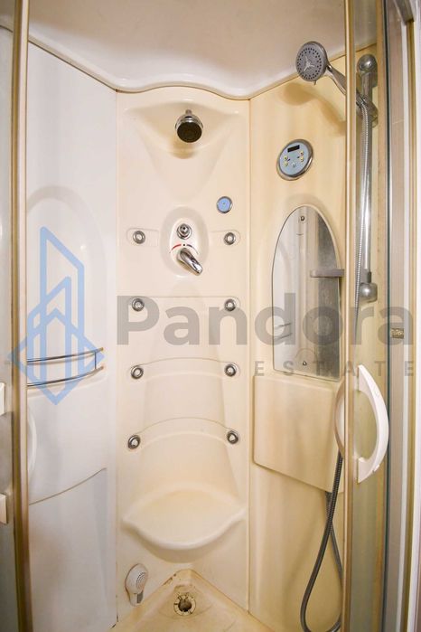 Дава се под наем Четиристаен апартамент в София, Център - 140 кв.м за 612 € - Снимка #13
