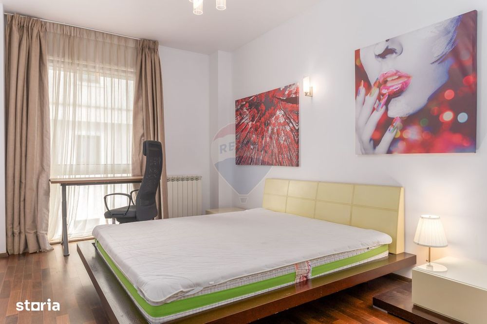 4 camere, semineu, piscina interioara, sauna. sala de sport, parcare