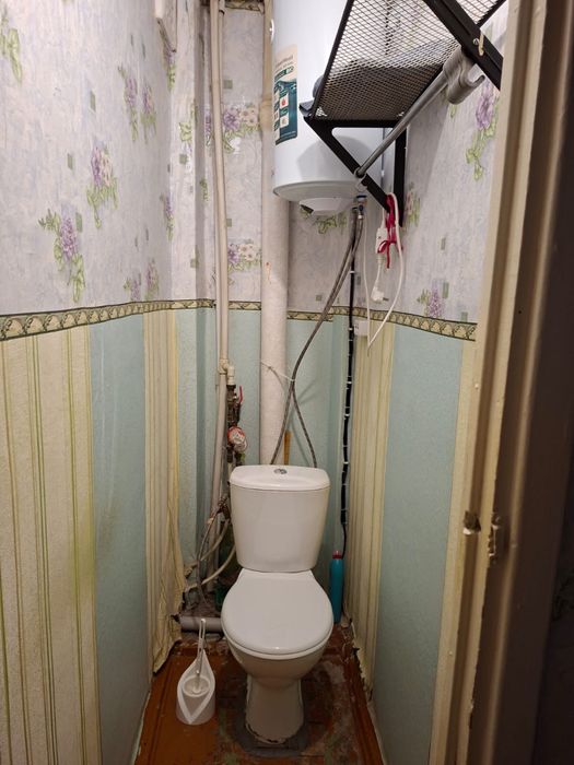 Продам двух комнатную квартиру