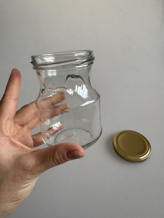 Стеклянная банка, баночка