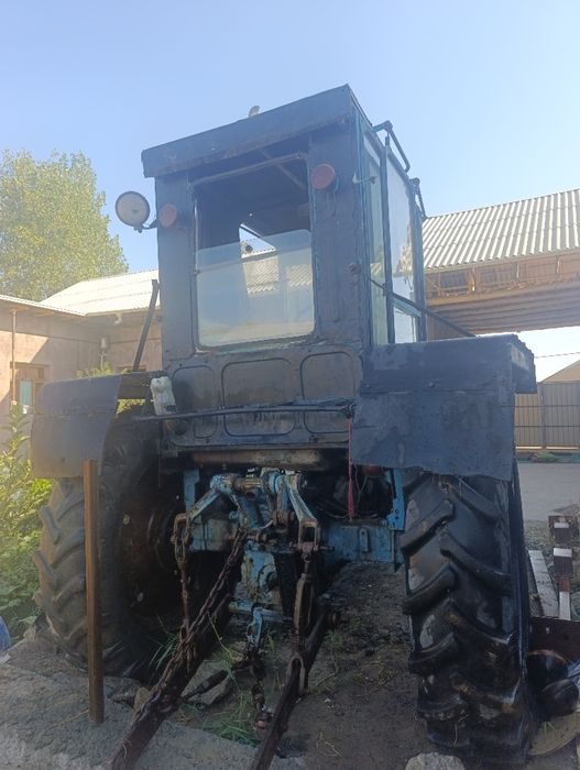 Traktor yahshi holatda