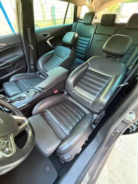 Opel Insignia Sports Tourer 2.0 BiTurbo 4x4 Automat 2014 Full Option 250.000 km