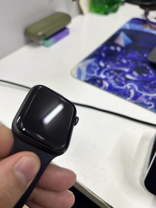 Продам Aplle Watch SE 44мм.