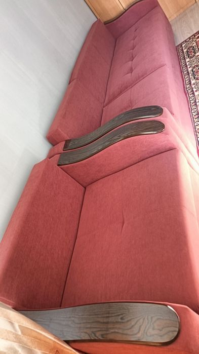 Продам диван с креслом