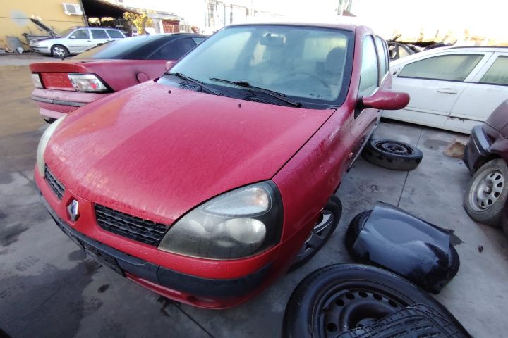 Fuzeta fata dreapta Renault Clio 2005 1.2 MT (75 hp)