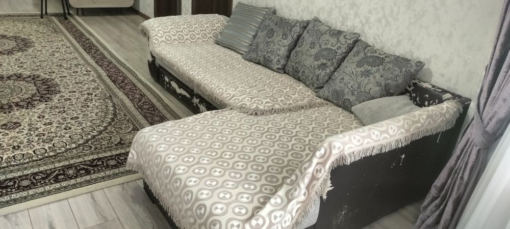 Продам угловой диван