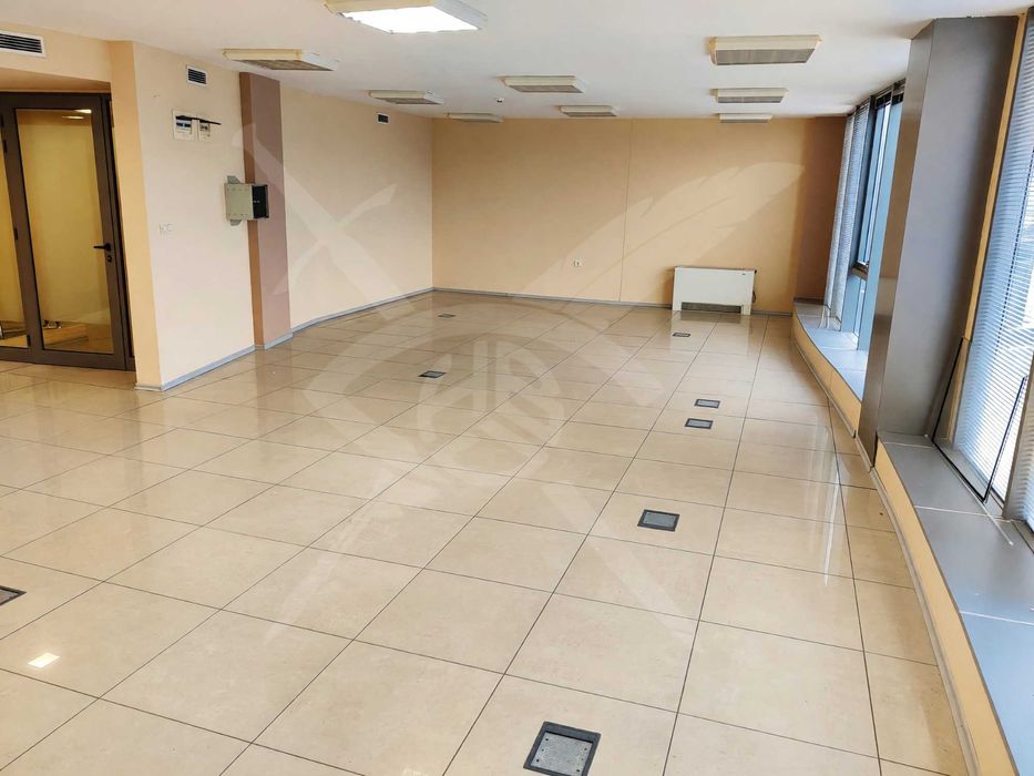 Офис помещение в Изгрев! 37530