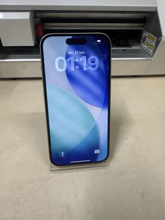 Iphone 15 / 128 gb / 92% baterie / garantie