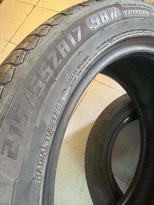 Шины 215/55R17 (2шт)