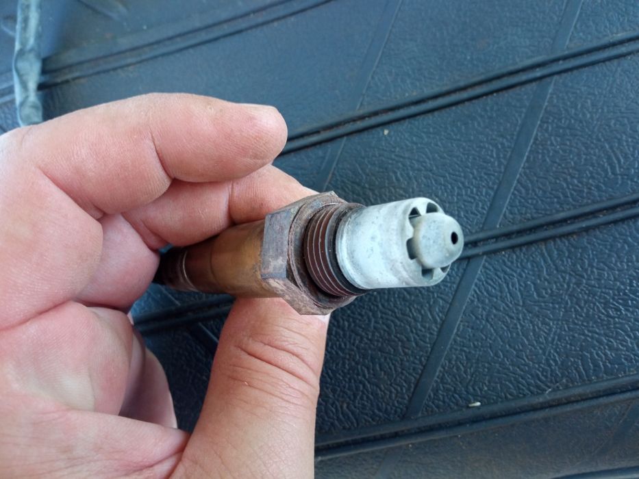 Ламбда сонда 2броя форд фокус мк1