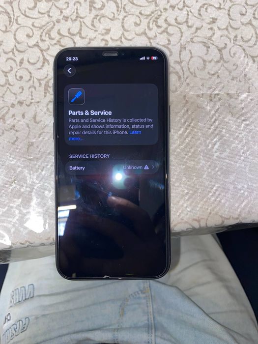 Iphone 11 pro.      .