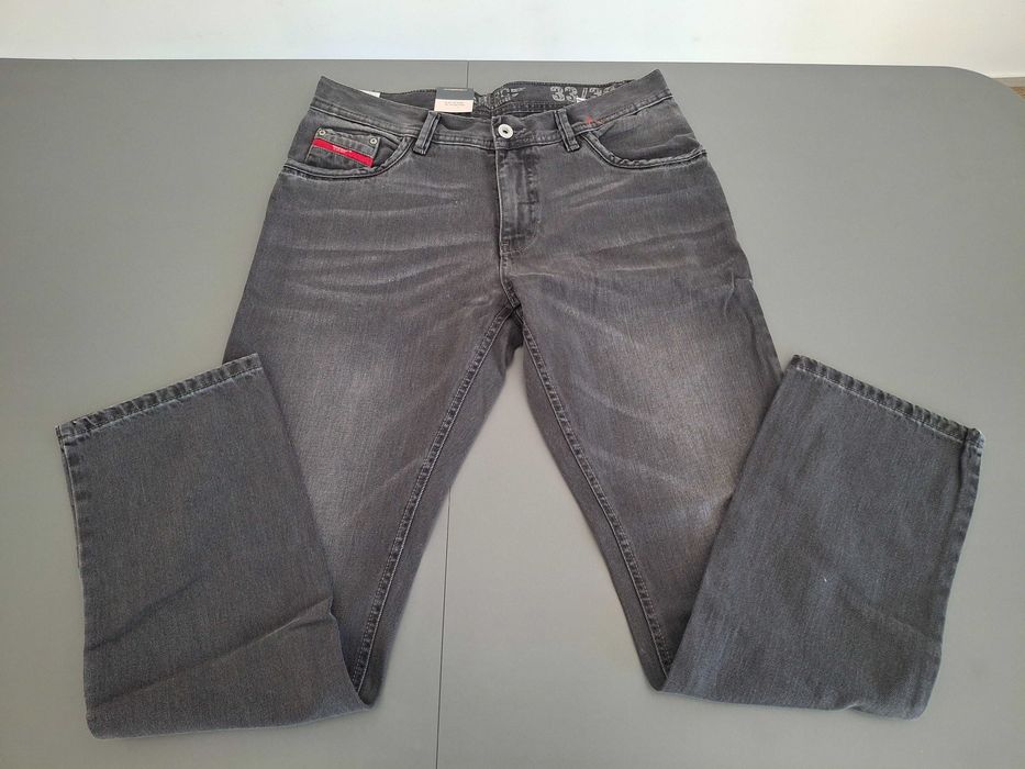 Pantaloni Blugi Barbati Hero 33 Nou