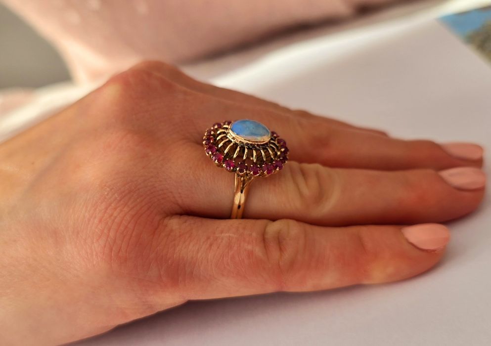 Inel din aur roz 14k cu opal și rubine naturale