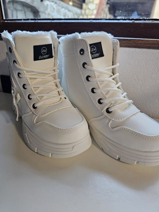 Зимни ботуши дамски