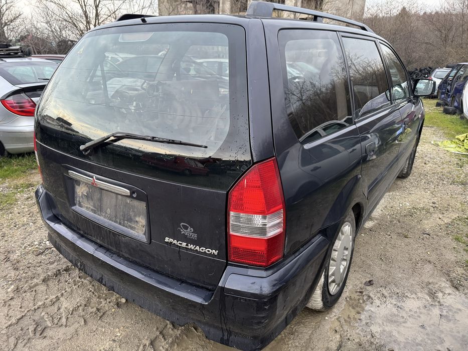 Mitsubishi Space Wagon 2.0i 16v 133hp На Части