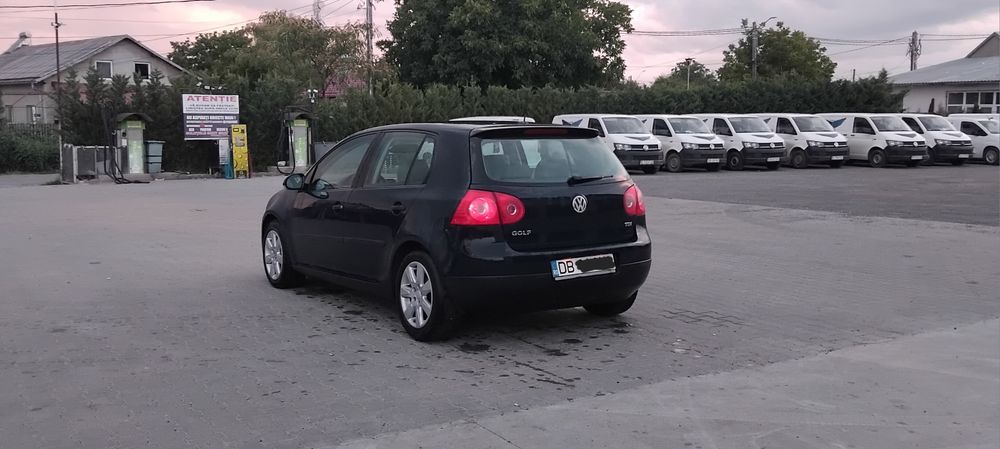 VOLKSWAGEN Golf 2005 — imagine 4