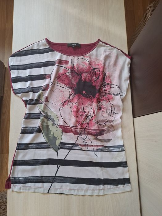 Lot tricouri/ Fusta dama, transport gratuit