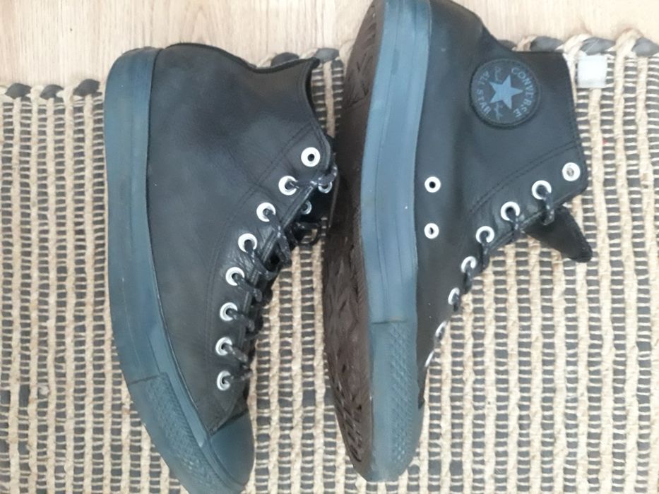 Bascheti din piele CONVERSE nr 44,5 ,draguti, practici si comozi.