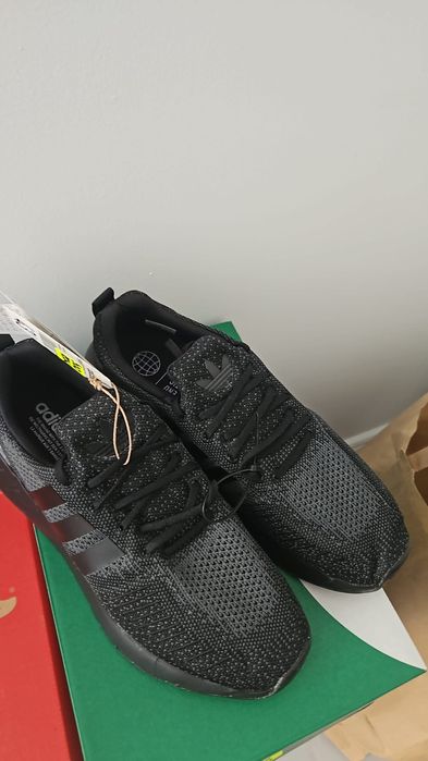 De vanzare incaltaminte sport adidas