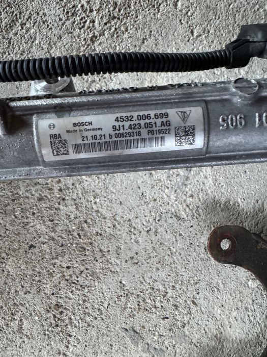 PORSCHE TAYCAN Кормилна Рейка Електрическа