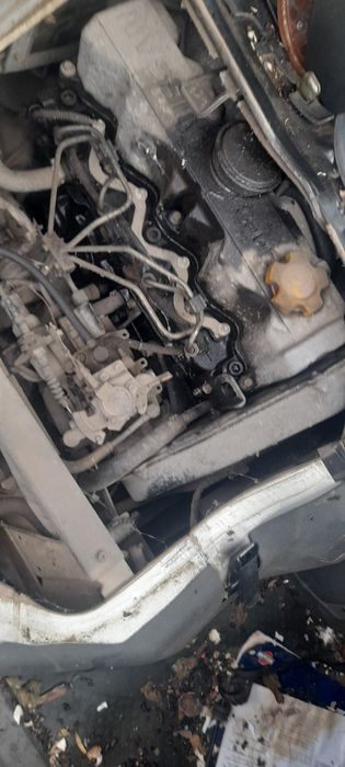 Нисан ванет, серена, на части.