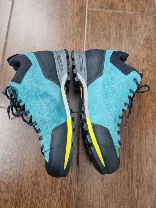 Scarpa Zodiak mărimea 40