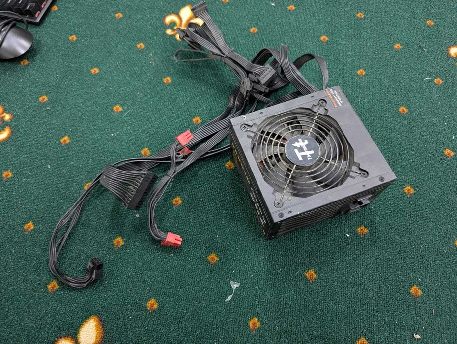 Блок питания Thermaltake 80+ bronze 650W