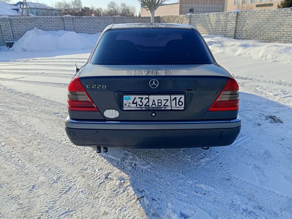 Продам Мерседес w 202 в хорошем состояний.