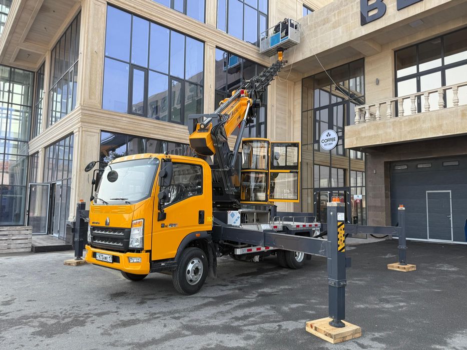 З автовышки АГП Кобра услуги автовышки недорого