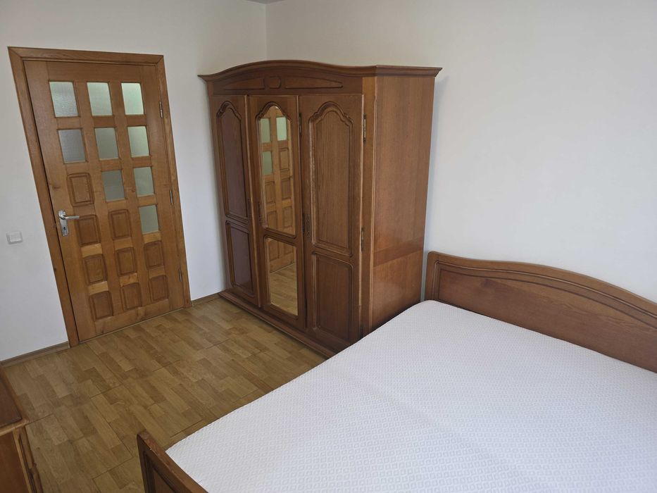 Apartament 3 camere moern si spatios in Gvana 3, stradal. piata