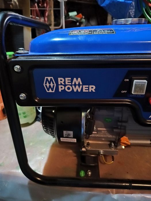 Генератор REM POWER GSEM 3300 SB