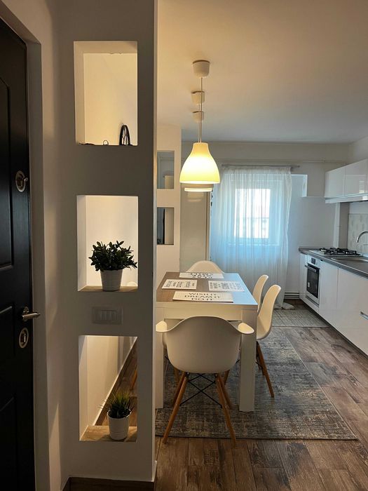 Apartament 3 camere decomandat Obcini, zona excelenta, la cheie