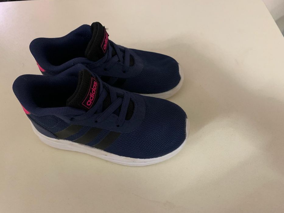 Adidas оригинални детски маратонки