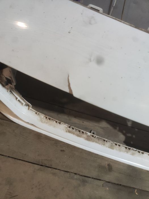 бампер hyndai accent 2021 года