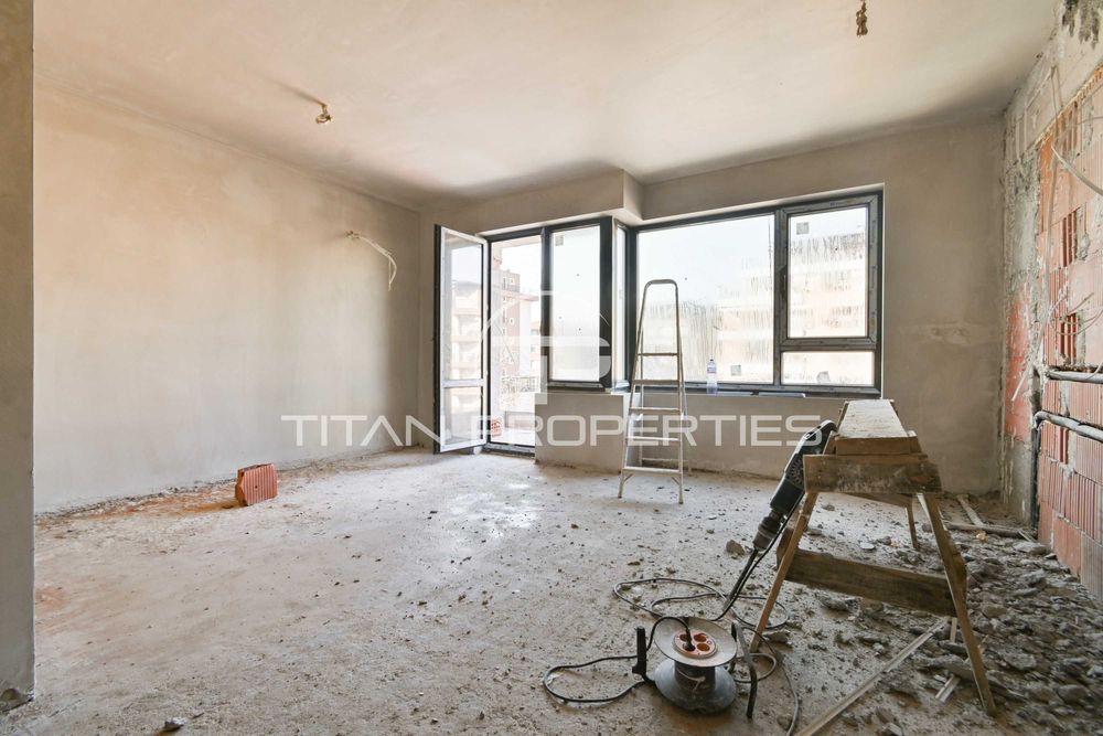 Продава се Тристаен апартамент в София, Студентски град - 120 кв.м за 2000 €/кв.м - Снимка #1