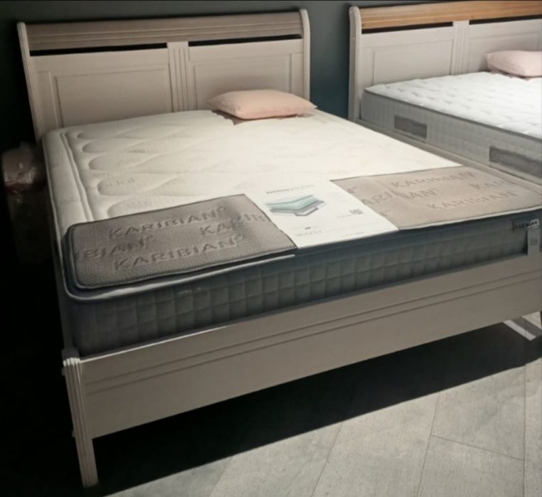 Кровати из дерева