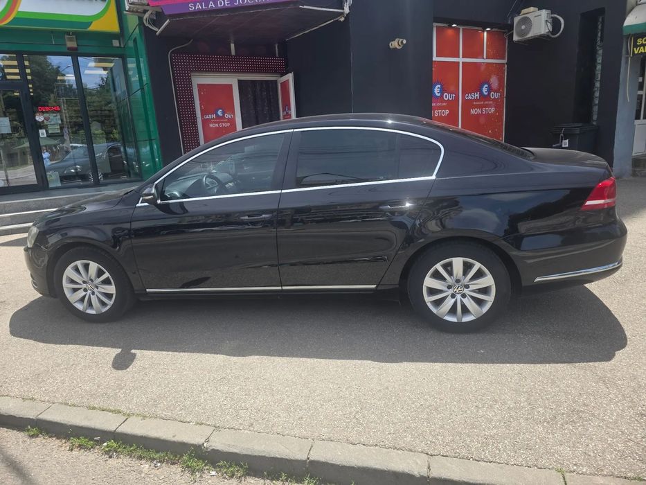Volkswagen Passat Vând Passat B7 1.6 diesel BlueMotion