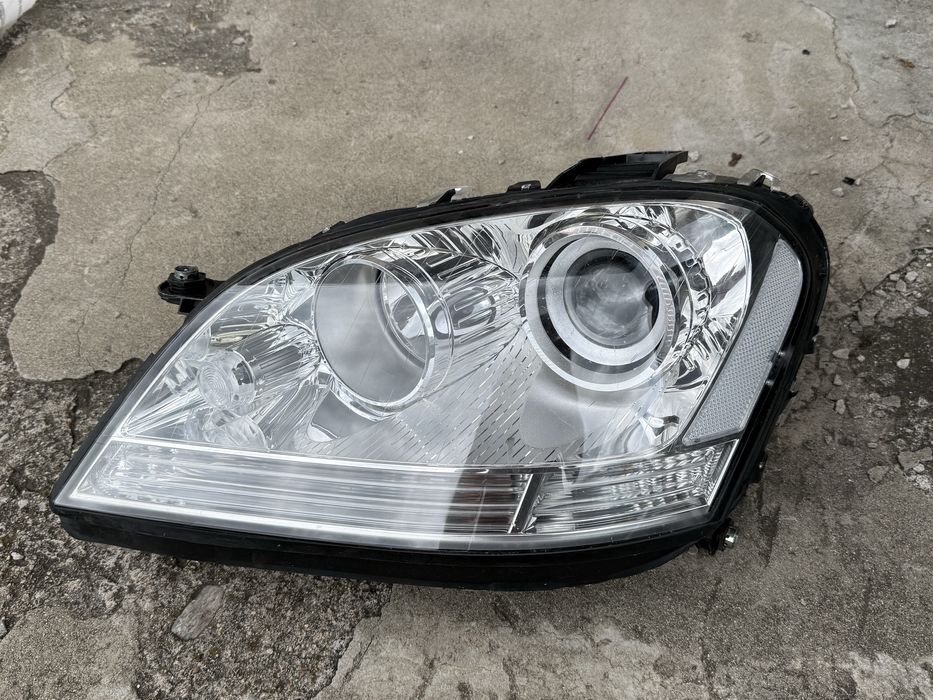 Фар за Mercedes ML W164/Мерцедес МЛ 164
