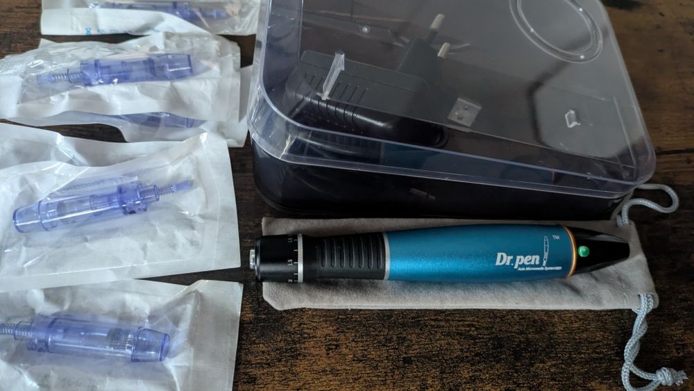 Dr Pen aparat de microneedling