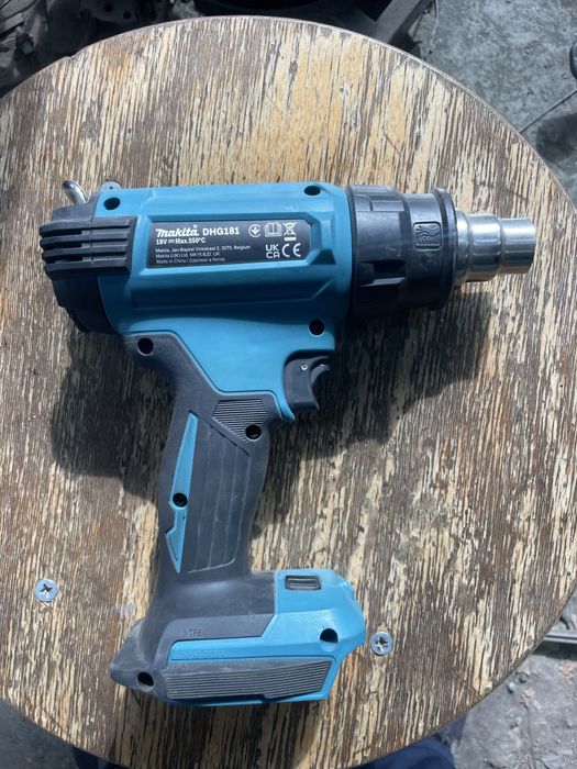 Акумолаторен пистолет за горещ въздух makita dhg 181