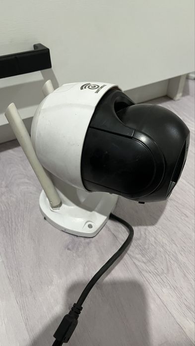 Камера видеонаблюдения