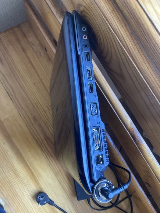 Ноутбук ACER aspire 6930 старый