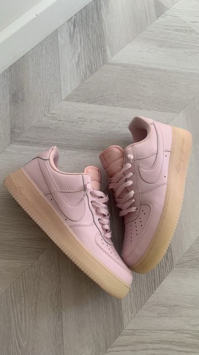 Air Force 1 x Nocta pink