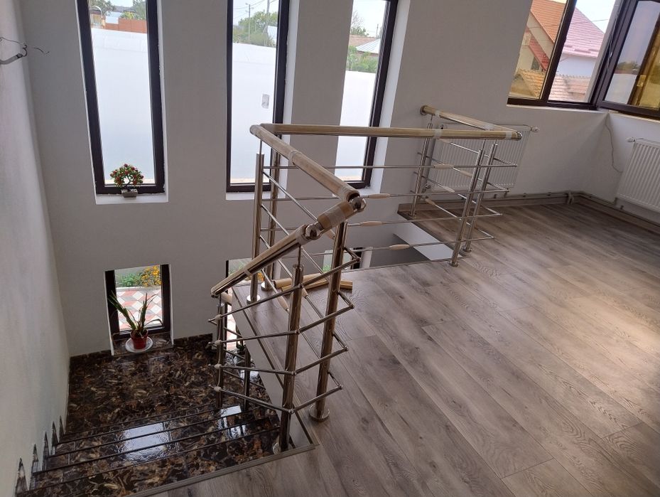 Executam balustrade din inox