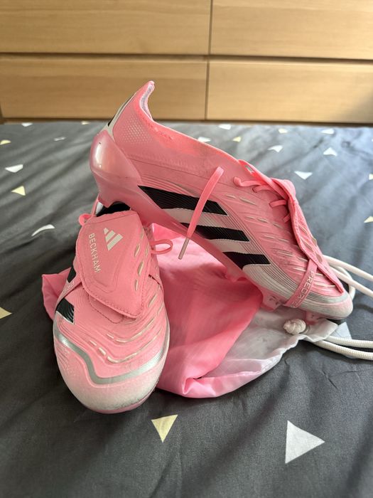 Футболни обувки Adidas Predator - Beckham edition / 44 и 2/3! Обувани 3 пъти!